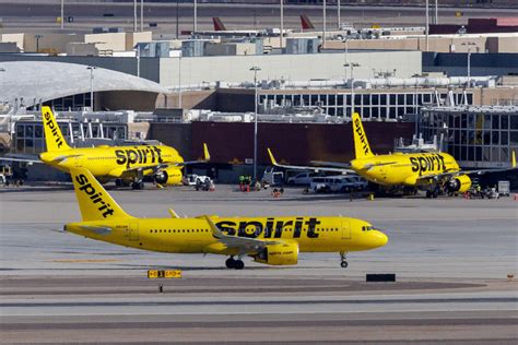 spirit airlines mci to vegas.